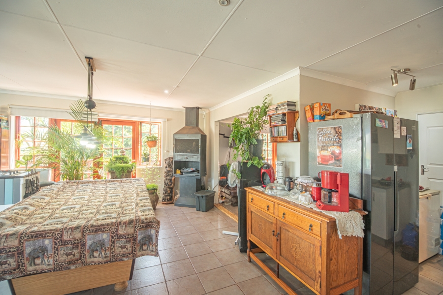 4 Bedroom Property for Sale in Fraaiuitsig Western Cape